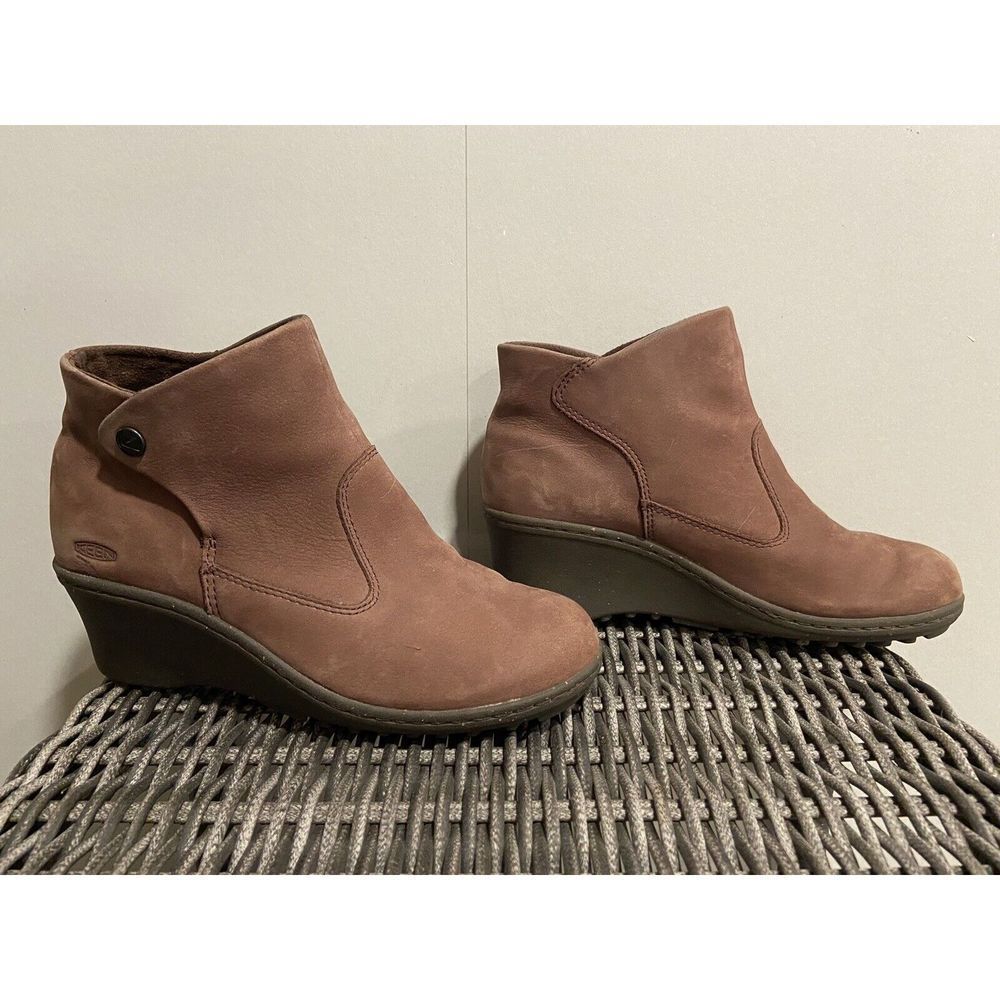 Keen Akita Brown Leather Wedge Ankle Boots Sz 8